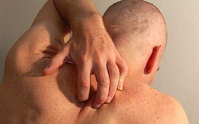 Juckende Haut / Juckreiz: Ursachen & Online-Hilfe von Hautärzten